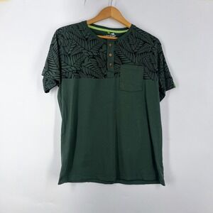 Wild Kiwi Mens Forest‎ Green Fern Leaf Print Henley Short Sleeve Pocket T-Shirt